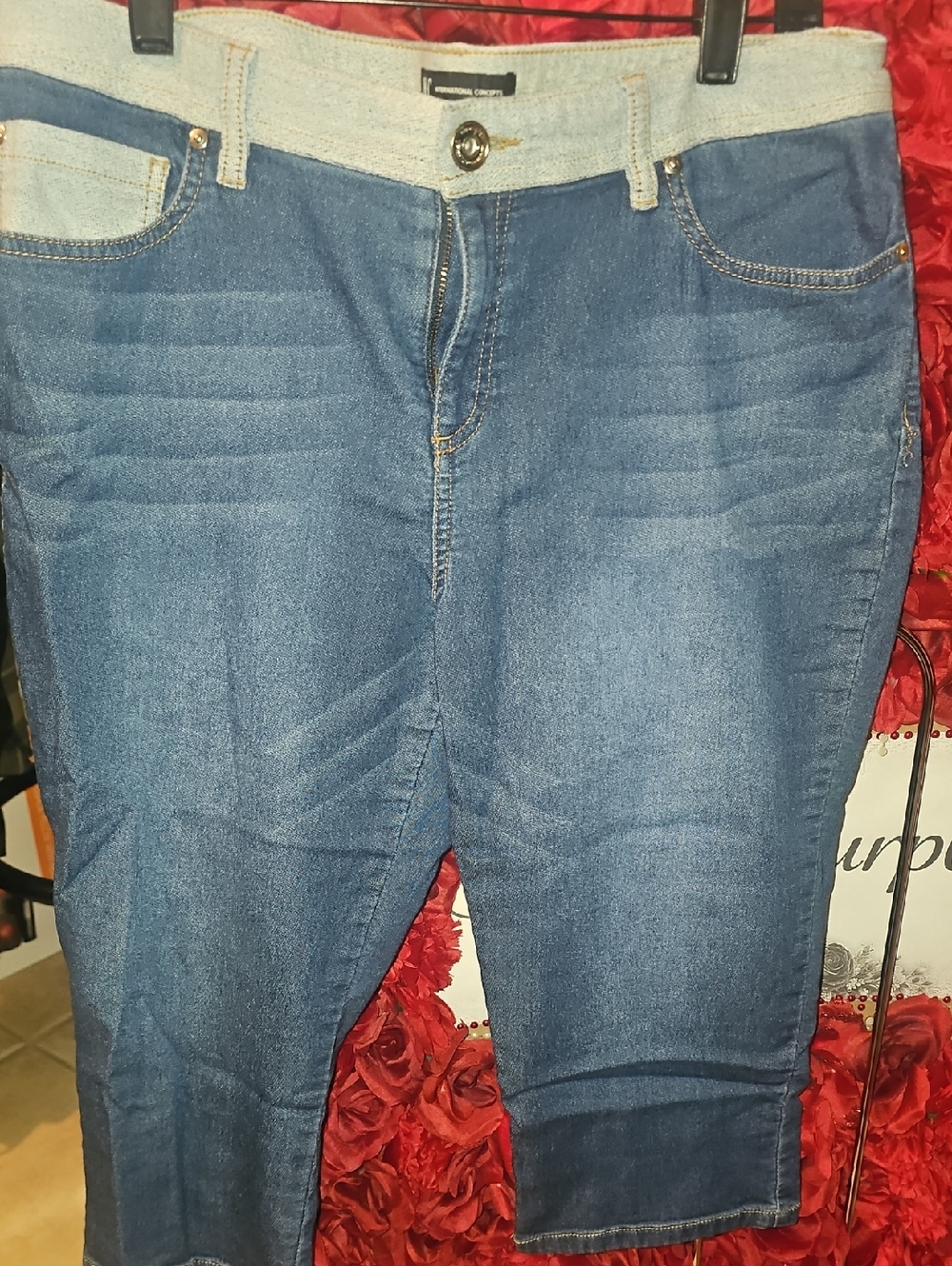 INC International Concepts Dark Blue Denim Capri Shorts Size 12 LIKE NEW